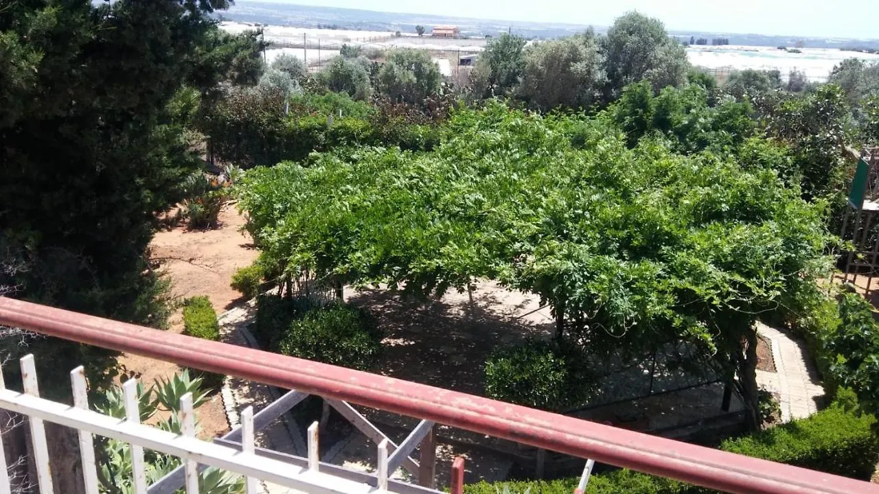 مبيت وإفطار سكولييتي Il Gazebo